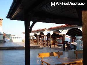 [P33] Hotel Royal Park - terasa rest. Sozopol » foto by nicole33
 - 
<span class="allrVoted glyphicon glyphicon-heart hidden" id="av406246"></span>
<a class="m-l-10 hidden" id="sv406246" onclick="voting_Foto_DelVot(,406246,2498)" role="button">șterge vot <span class="glyphicon glyphicon-remove"></span></a>
<a id="v9406246" class=" c-red"  onclick="voting_Foto_SetVot(406246)" role="button"><span class="glyphicon glyphicon-heart-empty"></span> <b>LIKE</b> = Votează poza</a> <img class="hidden"  id="f406246W9" src="/imagini/loader.gif" border="0" /><span class="AjErrMes hidden" id="e406246ErM"></span>