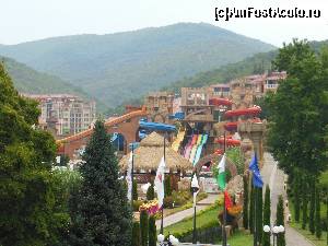 [P02] Aqua-park-ul vazut din balconul camerei.  » foto by alessyo49
 - 
<span class="allrVoted glyphicon glyphicon-heart hidden" id="av659613"></span>
<a class="m-l-10 hidden" id="sv659613" onclick="voting_Foto_DelVot(,659613,2498)" role="button">șterge vot <span class="glyphicon glyphicon-remove"></span></a>
<a id="v9659613" class=" c-red"  onclick="voting_Foto_SetVot(659613)" role="button"><span class="glyphicon glyphicon-heart-empty"></span> <b>LIKE</b> = Votează poza</a> <img class="hidden"  id="f659613W9" src="/imagini/loader.gif" border="0" /><span class="AjErrMes hidden" id="e659613ErM"></span>