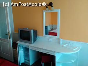 [P06] Interiorul unei camere a hotelului Alunis » foto by dorgo
 - 
<span class="allrVoted glyphicon glyphicon-heart hidden" id="av840752"></span>
<a class="m-l-10 hidden" id="sv840752" onclick="voting_Foto_DelVot(,840752,2499)" role="button">șterge vot <span class="glyphicon glyphicon-remove"></span></a>
<a id="v9840752" class=" c-red"  onclick="voting_Foto_SetVot(840752)" role="button"><span class="glyphicon glyphicon-heart-empty"></span> <b>LIKE</b> = Votează poza</a> <img class="hidden"  id="f840752W9" src="/imagini/loader.gif" border="0" /><span class="AjErrMes hidden" id="e840752ErM"></span>