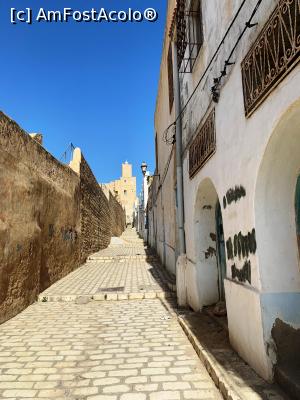 [P23] Spre Kasbah » foto by AZE
 - 
<span class="allrVoted glyphicon glyphicon-heart hidden" id="av1318483"></span>
<a class="m-l-10 hidden" id="sv1318483" onclick="voting_Foto_DelVot(,1318483,2508)" role="button">șterge vot <span class="glyphicon glyphicon-remove"></span></a>
<a id="v91318483" class=" c-red"  onclick="voting_Foto_SetVot(1318483)" role="button"><span class="glyphicon glyphicon-heart-empty"></span> <b>LIKE</b> = Votează poza</a> <img class="hidden"  id="f1318483W9" src="/imagini/loader.gif" border="0" /><span class="AjErrMes hidden" id="e1318483ErM"></span>