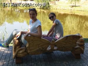 [P35] Banca frumoasa... si fetele mele si mai frumoase...  » foto by vulpe mihaela
 - 
<span class="allrVoted glyphicon glyphicon-heart hidden" id="av883963"></span>
<a class="m-l-10 hidden" id="sv883963" onclick="voting_Foto_DelVot(,883963,2510)" role="button">șterge vot <span class="glyphicon glyphicon-remove"></span></a>
<a id="v9883963" class=" c-red"  onclick="voting_Foto_SetVot(883963)" role="button"><span class="glyphicon glyphicon-heart-empty"></span> <b>LIKE</b> = Votează poza</a> <img class="hidden"  id="f883963W9" src="/imagini/loader.gif" border="0" /><span class="AjErrMes hidden" id="e883963ErM"></span>