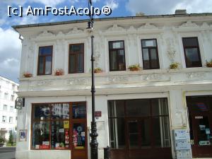 [P10] Casa Valceanu -monument istoric pe Lipscani...  » foto by mireille
 - 
<span class="allrVoted glyphicon glyphicon-heart hidden" id="av871555"></span>
<a class="m-l-10 hidden" id="sv871555" onclick="voting_Foto_DelVot(,871555,2510)" role="button">șterge vot <span class="glyphicon glyphicon-remove"></span></a>
<a id="v9871555" class=" c-red"  onclick="voting_Foto_SetVot(871555)" role="button"><span class="glyphicon glyphicon-heart-empty"></span> <b>LIKE</b> = Votează poza</a> <img class="hidden"  id="f871555W9" src="/imagini/loader.gif" border="0" /><span class="AjErrMes hidden" id="e871555ErM"></span>