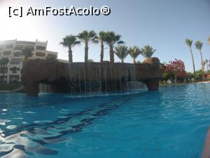 [P06] piscina cu cascada » foto by elenaadina
 - 
<span class="allrVoted glyphicon glyphicon-heart hidden" id="av1263520"></span>
<a class="m-l-10 hidden" id="sv1263520" onclick="voting_Foto_DelVot(,1263520,2513)" role="button">șterge vot <span class="glyphicon glyphicon-remove"></span></a>
<a id="v91263520" class=" c-red"  onclick="voting_Foto_SetVot(1263520)" role="button"><span class="glyphicon glyphicon-heart-empty"></span> <b>LIKE</b> = Votează poza</a> <img class="hidden"  id="f1263520W9" src="/imagini/loader.gif" border="0" /><span class="AjErrMes hidden" id="e1263520ErM"></span>