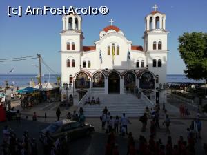 [P04] Vedere din balconul camerei catre biserica Sf. Fotini si mare.  » foto by MANDOX
 - 
<span class="allrVoted glyphicon glyphicon-heart hidden" id="av1090799"></span>
<a class="m-l-10 hidden" id="sv1090799" onclick="voting_Foto_DelVot(,1090799,2520)" role="button">șterge vot <span class="glyphicon glyphicon-remove"></span></a>
<a id="v91090799" class=" c-red"  onclick="voting_Foto_SetVot(1090799)" role="button"><span class="glyphicon glyphicon-heart-empty"></span> <b>LIKE</b> = Votează poza</a> <img class="hidden"  id="f1090799W9" src="/imagini/loader.gif" border="0" /><span class="AjErrMes hidden" id="e1090799ErM"></span>