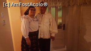 [P04] și bunicii » foto by valiionița*
 - 
<span class="allrVoted glyphicon glyphicon-heart hidden" id="av734439"></span>
<a class="m-l-10 hidden" id="sv734439" onclick="voting_Foto_DelVot(,734439,2537)" role="button">șterge vot <span class="glyphicon glyphicon-remove"></span></a>
<a id="v9734439" class=" c-red"  onclick="voting_Foto_SetVot(734439)" role="button"><span class="glyphicon glyphicon-heart-empty"></span> <b>LIKE</b> = Votează poza</a> <img class="hidden"  id="f734439W9" src="/imagini/loader.gif" border="0" /><span class="AjErrMes hidden" id="e734439ErM"></span>