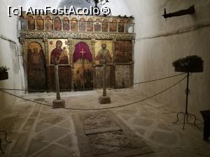 [P19] Turnul Bazeos, capela » foto by crismis
 - 
<span class="allrVoted glyphicon glyphicon-heart hidden" id="av1028589"></span>
<a class="m-l-10 hidden" id="sv1028589" onclick="voting_Foto_DelVot(,1028589,2551)" role="button">șterge vot <span class="glyphicon glyphicon-remove"></span></a>
<a id="v91028589" class=" c-red"  onclick="voting_Foto_SetVot(1028589)" role="button"><span class="glyphicon glyphicon-heart-empty"></span> <b>LIKE</b> = Votează poza</a> <img class="hidden"  id="f1028589W9" src="/imagini/loader.gif" border="0" /><span class="AjErrMes hidden" id="e1028589ErM"></span>