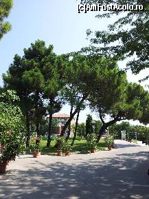 [P11] O FRUMUSETE DE PARC BINE INGRIJIT UNDE PUTEAI SA TI TRAGI UN SEZLONG SI SA DORMI DUPA-AMIAZA!  » foto by Geno Elena
 - 
<span class="allrVoted glyphicon glyphicon-heart hidden" id="av452021"></span>
<a class="m-l-10 hidden" id="sv452021" onclick="voting_Foto_DelVot(,452021,2552)" role="button">șterge vot <span class="glyphicon glyphicon-remove"></span></a>
<a id="v9452021" class=" c-red"  onclick="voting_Foto_SetVot(452021)" role="button"><span class="glyphicon glyphicon-heart-empty"></span> <b>LIKE</b> = Votează poza</a> <img class="hidden"  id="f452021W9" src="/imagini/loader.gif" border="0" /><span class="AjErrMes hidden" id="e452021ErM"></span>
