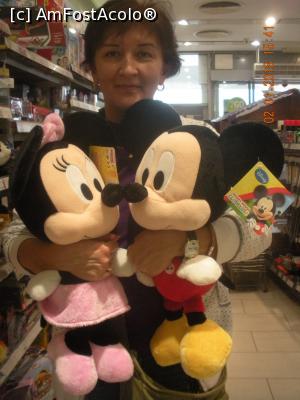 [P37] Minnie si Mickey isi iau la revedere de la voi... pe curand » foto by artemisa24
 - 
<span class="allrVoted glyphicon glyphicon-heart hidden" id="av945544"></span>
<a class="m-l-10 hidden" id="sv945544" onclick="voting_Foto_DelVot(,945544,2555)" role="button">șterge vot <span class="glyphicon glyphicon-remove"></span></a>
<a id="v9945544" class=" c-red"  onclick="voting_Foto_SetVot(945544)" role="button"><span class="glyphicon glyphicon-heart-empty"></span> <b>LIKE</b> = Votează poza</a> <img class="hidden"  id="f945544W9" src="/imagini/loader.gif" border="0" /><span class="AjErrMes hidden" id="e945544ErM"></span>