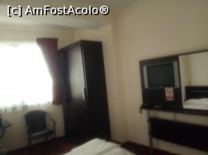 [P03] interior camera cu sifonier » foto by ile57b
 - 
<span class="allrVoted glyphicon glyphicon-heart hidden" id="av1358811"></span>
<a class="m-l-10 hidden" id="sv1358811" onclick="voting_Foto_DelVot(,1358811,2560)" role="button">șterge vot <span class="glyphicon glyphicon-remove"></span></a>
<a id="v91358811" class=" c-red"  onclick="voting_Foto_SetVot(1358811)" role="button"><span class="glyphicon glyphicon-heart-empty"></span> <b>LIKE</b> = Votează poza</a> <img class="hidden"  id="f1358811W9" src="/imagini/loader.gif" border="0" /><span class="AjErrMes hidden" id="e1358811ErM"></span>