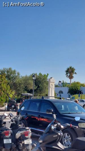 [P05] Piața Manto Mavrogenou » foto by Carmen Ion
 - 
<span class="allrVoted glyphicon glyphicon-heart hidden" id="av1421885"></span>
<a class="m-l-10 hidden" id="sv1421885" onclick="voting_Foto_DelVot(,1421885,2566)" role="button">șterge vot <span class="glyphicon glyphicon-remove"></span></a>
<a id="v91421885" class=" c-red"  onclick="voting_Foto_SetVot(1421885)" role="button"><span class="glyphicon glyphicon-heart-empty"></span> <b>LIKE</b> = Votează poza</a> <img class="hidden"  id="f1421885W9" src="/imagini/loader.gif" border="0" /><span class="AjErrMes hidden" id="e1421885ErM"></span>