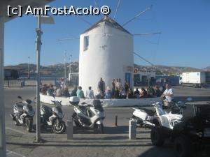 [P02] Moara din portul Parikia, simbolul orasului » foto by dorgo
 - 
<span class="allrVoted glyphicon glyphicon-heart hidden" id="av765216"></span>
<a class="m-l-10 hidden" id="sv765216" onclick="voting_Foto_DelVot(,765216,2566)" role="button">șterge vot <span class="glyphicon glyphicon-remove"></span></a>
<a id="v9765216" class=" c-red"  onclick="voting_Foto_SetVot(765216)" role="button"><span class="glyphicon glyphicon-heart-empty"></span> <b>LIKE</b> = Votează poza</a> <img class="hidden"  id="f765216W9" src="/imagini/loader.gif" border="0" /><span class="AjErrMes hidden" id="e765216ErM"></span>