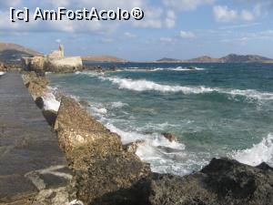 [P23] Noussa, vechiul bastion si cele doua diguri, ce apara portul de furia valurilor » foto by dorgo
 - 
<span class="allrVoted glyphicon glyphicon-heart hidden" id="av765245"></span>
<a class="m-l-10 hidden" id="sv765245" onclick="voting_Foto_DelVot(,765245,2566)" role="button">șterge vot <span class="glyphicon glyphicon-remove"></span></a>
<a id="v9765245" class=" c-red"  onclick="voting_Foto_SetVot(765245)" role="button"><span class="glyphicon glyphicon-heart-empty"></span> <b>LIKE</b> = Votează poza</a> <img class="hidden"  id="f765245W9" src="/imagini/loader.gif" border="0" /><span class="AjErrMes hidden" id="e765245ErM"></span>
