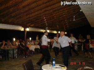 [P20] Primul dansator, este proprietarul resortului, care împreuna cu cei doi fii şi familiile acestora muncesc alături de angajaţi.  » foto by hlli
 - 
<span class="allrVoted glyphicon glyphicon-heart hidden" id="av561938"></span>
<a class="m-l-10 hidden" id="sv561938" onclick="voting_Foto_DelVot(,561938,2570)" role="button">șterge vot <span class="glyphicon glyphicon-remove"></span></a>
<a id="v9561938" class=" c-red"  onclick="voting_Foto_SetVot(561938)" role="button"><span class="glyphicon glyphicon-heart-empty"></span> <b>LIKE</b> = Votează poza</a> <img class="hidden"  id="f561938W9" src="/imagini/loader.gif" border="0" /><span class="AjErrMes hidden" id="e561938ErM"></span>