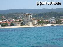 [P13] in Ouranopoli, locul unde iei masa in excursia la muntele Athos, mancarea e la preturi rezonabile(2 pers+meniu cu fructe de mare+bere+suc=16 euro)e un loc bun de a mai scoate bani de pe card, in Gerakina nu sunt bancomate » foto by Bubu74
 - 
<span class="allrVoted glyphicon glyphicon-heart hidden" id="av178493"></span>
<a class="m-l-10 hidden" id="sv178493" onclick="voting_Foto_DelVot(,178493,2570)" role="button">șterge vot <span class="glyphicon glyphicon-remove"></span></a>
<a id="v9178493" class=" c-red"  onclick="voting_Foto_SetVot(178493)" role="button"><span class="glyphicon glyphicon-heart-empty"></span> <b>LIKE</b> = Votează poza</a> <img class="hidden"  id="f178493W9" src="/imagini/loader.gif" border="0" /><span class="AjErrMes hidden" id="e178493ErM"></span>