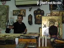 [P25] Un atelier de icoane de la poalele Meteorei, un loc unde poti vedea pe viu cum sunt facute acele icoane minunate, dar poti si cumpara obiecte 'hand made' deosebite. » foto by pitic25
 - 
<span class="allrVoted glyphicon glyphicon-heart hidden" id="av211503"></span>
<a class="m-l-10 hidden" id="sv211503" onclick="voting_Foto_DelVot(,211503,2570)" role="button">șterge vot <span class="glyphicon glyphicon-remove"></span></a>
<a id="v9211503" class=" c-red"  onclick="voting_Foto_SetVot(211503)" role="button"><span class="glyphicon glyphicon-heart-empty"></span> <b>LIKE</b> = Votează poza</a> <img class="hidden"  id="f211503W9" src="/imagini/loader.gif" border="0" /><span class="AjErrMes hidden" id="e211503ErM"></span>