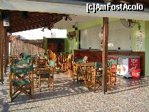 [P36] Barul de langa piscina, un loc fotografiat in timpul siestei locale, de aceea e inchis, altfel e bine aprovizionat si populat. » foto by pitic25
 - 
<span class="allrVoted glyphicon glyphicon-heart hidden" id="av211537"></span>
<a class="m-l-10 hidden" id="sv211537" onclick="voting_Foto_DelVot(,211537,2570)" role="button">șterge vot <span class="glyphicon glyphicon-remove"></span></a>
<a id="v9211537" class=" c-red"  onclick="voting_Foto_SetVot(211537)" role="button"><span class="glyphicon glyphicon-heart-empty"></span> <b>LIKE</b> = Votează poza</a> <img class="hidden"  id="f211537W9" src="/imagini/loader.gif" border="0" /><span class="AjErrMes hidden" id="e211537ErM"></span>