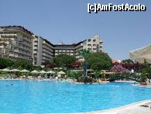 [P11] Piscina mare si hotelul » foto by monicutza
 - 
<span class="allrVoted glyphicon glyphicon-heart hidden" id="av225212"></span>
<a class="m-l-10 hidden" id="sv225212" onclick="voting_Foto_DelVot(,225212,2572)" role="button">șterge vot <span class="glyphicon glyphicon-remove"></span></a>
<a id="v9225212" class=" c-red"  onclick="voting_Foto_SetVot(225212)" role="button"><span class="glyphicon glyphicon-heart-empty"></span> <b>LIKE</b> = Votează poza</a> <img class="hidden"  id="f225212W9" src="/imagini/loader.gif" border="0" /><span class="AjErrMes hidden" id="e225212ErM"></span>