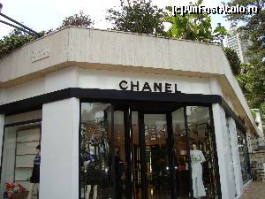 [P33] Boutique Chanel... in Cercul de Aur, va invita sa goliti cardul... window-shopping gratuit » foto by mireille
 - 
<span class="allrVoted glyphicon glyphicon-heart hidden" id="av513958"></span>
<a class="m-l-10 hidden" id="sv513958" onclick="voting_Foto_DelVot(,513958,2586)" role="button">șterge vot <span class="glyphicon glyphicon-remove"></span></a>
<a id="v9513958" class=" c-red"  onclick="voting_Foto_SetVot(513958)" role="button"><span class="glyphicon glyphicon-heart-empty"></span> <b>LIKE</b> = Votează poza</a> <img class="hidden"  id="f513958W9" src="/imagini/loader.gif" border="0" /><span class="AjErrMes hidden" id="e513958ErM"></span>