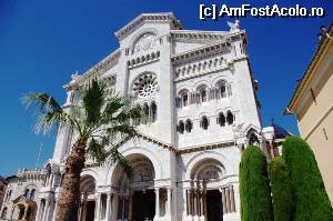 [P16] Catedrala Monaco, din piatră albă » foto by cdiana
 - 
<span class="allrVoted glyphicon glyphicon-heart hidden" id="av532496"></span>
<a class="m-l-10 hidden" id="sv532496" onclick="voting_Foto_DelVot(,532496,2586)" role="button">șterge vot <span class="glyphicon glyphicon-remove"></span></a>
<a id="v9532496" class=" c-red"  onclick="voting_Foto_SetVot(532496)" role="button"><span class="glyphicon glyphicon-heart-empty"></span> <b>LIKE</b> = Votează poza</a> <img class="hidden"  id="f532496W9" src="/imagini/loader.gif" border="0" /><span class="AjErrMes hidden" id="e532496ErM"></span>
