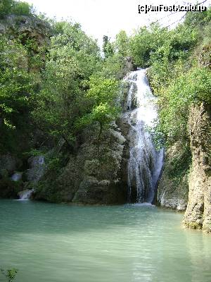 [P01] Cascada Hotnitsa » foto by Testosu'
 - 
<span class="allrVoted glyphicon glyphicon-heart hidden" id="av614865"></span>
<a class="m-l-10 hidden" id="sv614865" onclick="voting_Foto_DelVot(,614865,2587)" role="button">șterge vot <span class="glyphicon glyphicon-remove"></span></a>
<a id="v9614865" class=" c-red"  onclick="voting_Foto_SetVot(614865)" role="button"><span class="glyphicon glyphicon-heart-empty"></span> <b>LIKE</b> = Votează poza</a> <img class="hidden"  id="f614865W9" src="/imagini/loader.gif" border="0" /><span class="AjErrMes hidden" id="e614865ErM"></span>