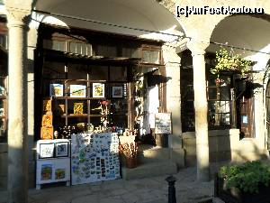 [P14] Pe strada Samovodska Chariysha, actuala strada Rokovski se afla multe magazine cu obiecte de artizanat, amintiri si ale nimicuri pentru turisti » foto by amero
 - 
<span class="allrVoted glyphicon glyphicon-heart hidden" id="av557687"></span>
<a class="m-l-10 hidden" id="sv557687" onclick="voting_Foto_DelVot(,557687,2587)" role="button">șterge vot <span class="glyphicon glyphicon-remove"></span></a>
<a id="v9557687" class=" c-red"  onclick="voting_Foto_SetVot(557687)" role="button"><span class="glyphicon glyphicon-heart-empty"></span> <b>LIKE</b> = Votează poza</a> <img class="hidden"  id="f557687W9" src="/imagini/loader.gif" border="0" /><span class="AjErrMes hidden" id="e557687ErM"></span>