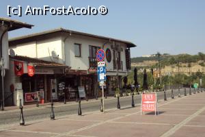 [P07] Tsarevets - casa de bilete.  » foto by Carmen Ion
 - 
<span class="allrVoted glyphicon glyphicon-heart hidden" id="av801587"></span>
<a class="m-l-10 hidden" id="sv801587" onclick="voting_Foto_DelVot(,801587,2587)" role="button">șterge vot <span class="glyphicon glyphicon-remove"></span></a>
<a id="v9801587" class=" c-red"  onclick="voting_Foto_SetVot(801587)" role="button"><span class="glyphicon glyphicon-heart-empty"></span> <b>LIKE</b> = Votează poza</a> <img class="hidden"  id="f801587W9" src="/imagini/loader.gif" border="0" /><span class="AjErrMes hidden" id="e801587ErM"></span>