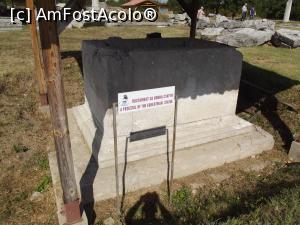 [P14] Piedestalul statuii împăratului Traian » foto by irinad
 - 
<span class="allrVoted glyphicon glyphicon-heart hidden" id="av778665"></span>
<a class="m-l-10 hidden" id="sv778665" onclick="voting_Foto_DelVot(,778665,2587)" role="button">șterge vot <span class="glyphicon glyphicon-remove"></span></a>
<a id="v9778665" class=" c-red"  onclick="voting_Foto_SetVot(778665)" role="button"><span class="glyphicon glyphicon-heart-empty"></span> <b>LIKE</b> = Votează poza</a> <img class="hidden"  id="f778665W9" src="/imagini/loader.gif" border="0" /><span class="AjErrMes hidden" id="e778665ErM"></span>