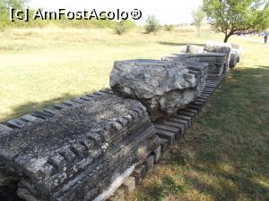 [P08] Stele funerare » foto by irinad
 - 
<span class="allrVoted glyphicon glyphicon-heart hidden" id="av778649"></span>
<a class="m-l-10 hidden" id="sv778649" onclick="voting_Foto_DelVot(,778649,2587)" role="button">șterge vot <span class="glyphicon glyphicon-remove"></span></a>
<a id="v9778649" class=" c-red"  onclick="voting_Foto_SetVot(778649)" role="button"><span class="glyphicon glyphicon-heart-empty"></span> <b>LIKE</b> = Votează poza</a> <img class="hidden"  id="f778649W9" src="/imagini/loader.gif" border="0" /><span class="AjErrMes hidden" id="e778649ErM"></span>