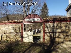 [P16] Intrarea la mănăstirea Maryanski „Sveto Preobrajenie Gospodne” » foto by irinad
 - 
<span class="allrVoted glyphicon glyphicon-heart hidden" id="av937164"></span>
<a class="m-l-10 hidden" id="sv937164" onclick="voting_Foto_DelVot(,937164,2587)" role="button">șterge vot <span class="glyphicon glyphicon-remove"></span></a>
<a id="v9937164" class=" c-red"  onclick="voting_Foto_SetVot(937164)" role="button"><span class="glyphicon glyphicon-heart-empty"></span> <b>LIKE</b> = Votează poza</a> <img class="hidden"  id="f937164W9" src="/imagini/loader.gif" border="0" /><span class="AjErrMes hidden" id="e937164ErM"></span>