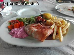 [P09] o portie delicioasa de calamar » foto by yuliansch
 - 
<span class="allrVoted glyphicon glyphicon-heart hidden" id="av882614"></span>
<a class="m-l-10 hidden" id="sv882614" onclick="voting_Foto_DelVot(,882614,2590)" role="button">șterge vot <span class="glyphicon glyphicon-remove"></span></a>
<a id="v9882614" class=" c-red"  onclick="voting_Foto_SetVot(882614)" role="button"><span class="glyphicon glyphicon-heart-empty"></span> <b>LIKE</b> = Votează poza</a> <img class="hidden"  id="f882614W9" src="/imagini/loader.gif" border="0" /><span class="AjErrMes hidden" id="e882614ErM"></span>