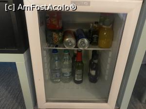[P15] Hotel Continental Forum Sibiu - minibarul era complet..am verificat » foto by mishu
 - 
<span class="allrVoted glyphicon glyphicon-heart hidden" id="av1336492"></span>
<a class="m-l-10 hidden" id="sv1336492" onclick="voting_Foto_DelVot(,1336492,2599)" role="button">șterge vot <span class="glyphicon glyphicon-remove"></span></a>
<a id="v91336492" class=" c-red"  onclick="voting_Foto_SetVot(1336492)" role="button"><span class="glyphicon glyphicon-heart-empty"></span> <b>LIKE</b> = Votează poza</a> <img class="hidden"  id="f1336492W9" src="/imagini/loader.gif" border="0" /><span class="AjErrMes hidden" id="e1336492ErM"></span>