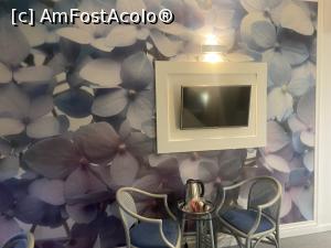 [P19] Hotel Continental Forum Sibiu - in schimb acest perete imi placea » foto by mishu
 - 
<span class="allrVoted glyphicon glyphicon-heart hidden" id="av1336496"></span>
<a class="m-l-10 hidden" id="sv1336496" onclick="voting_Foto_DelVot(,1336496,2599)" role="button">șterge vot <span class="glyphicon glyphicon-remove"></span></a>
<a id="v91336496" class=" c-red"  onclick="voting_Foto_SetVot(1336496)" role="button"><span class="glyphicon glyphicon-heart-empty"></span> <b>LIKE</b> = Votează poza</a> <img class="hidden"  id="f1336496W9" src="/imagini/loader.gif" border="0" /><span class="AjErrMes hidden" id="e1336496ErM"></span>