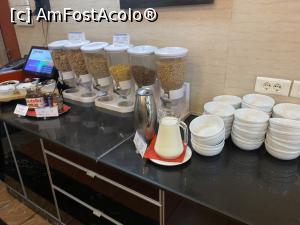 [P54] Hotel Continental Forum Sibiu - la micul dejun » foto by mishu
 - 
<span class="allrVoted glyphicon glyphicon-heart hidden" id="av1336531"></span>
<a class="m-l-10 hidden" id="sv1336531" onclick="voting_Foto_DelVot(,1336531,2599)" role="button">șterge vot <span class="glyphicon glyphicon-remove"></span></a>
<a id="v91336531" class=" c-red"  onclick="voting_Foto_SetVot(1336531)" role="button"><span class="glyphicon glyphicon-heart-empty"></span> <b>LIKE</b> = Votează poza</a> <img class="hidden"  id="f1336531W9" src="/imagini/loader.gif" border="0" /><span class="AjErrMes hidden" id="e1336531ErM"></span>