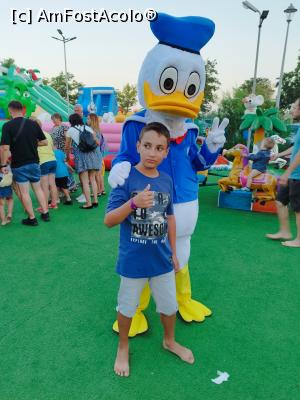 [P35] Rățoiul Donald și Andu cel cuminte » foto by Doru  Savin
 - 
<span class="allrVoted glyphicon glyphicon-heart hidden" id="av1380585"></span>
<a class="m-l-10 hidden" id="sv1380585" onclick="voting_Foto_DelVot(,1380585,2610)" role="button">șterge vot <span class="glyphicon glyphicon-remove"></span></a>
<a id="v91380585" class=" c-red"  onclick="voting_Foto_SetVot(1380585)" role="button"><span class="glyphicon glyphicon-heart-empty"></span> <b>LIKE</b> = Votează poza</a> <img class="hidden"  id="f1380585W9" src="/imagini/loader.gif" border="0" /><span class="AjErrMes hidden" id="e1380585ErM"></span>
