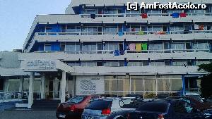 [P01] Intrare hotel » foto by charisteas
 - 
<span class="allrVoted glyphicon glyphicon-heart hidden" id="av637924"></span>
<a class="m-l-10 hidden" id="sv637924" onclick="voting_Foto_DelVot(,637924,2610)" role="button">șterge vot <span class="glyphicon glyphicon-remove"></span></a>
<a id="v9637924" class=" c-red"  onclick="voting_Foto_SetVot(637924)" role="button"><span class="glyphicon glyphicon-heart-empty"></span> <b>LIKE</b> = Votează poza</a> <img class="hidden"  id="f637924W9" src="/imagini/loader.gif" border="0" /><span class="AjErrMes hidden" id="e637924ErM"></span>
