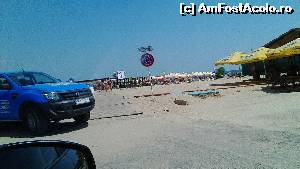 [P06] intrare plaja principala acel sector este detinut de Co Hotels se poate vedea si locul dj-ului Kiss fm » foto by charisteas
 - 
<span class="allrVoted glyphicon glyphicon-heart hidden" id="av637929"></span>
<a class="m-l-10 hidden" id="sv637929" onclick="voting_Foto_DelVot(,637929,2610)" role="button">șterge vot <span class="glyphicon glyphicon-remove"></span></a>
<a id="v9637929" class=" c-red"  onclick="voting_Foto_SetVot(637929)" role="button"><span class="glyphicon glyphicon-heart-empty"></span> <b>LIKE</b> = Votează poza</a> <img class="hidden"  id="f637929W9" src="/imagini/loader.gif" border="0" /><span class="AjErrMes hidden" id="e637929ErM"></span>