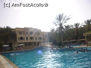 [P15] A doua vacanță în Tunisia – piscina de la hotelul El Mouradi Douz 4* » foto by nicole33
 - 
<span class="allrVoted glyphicon glyphicon-heart hidden" id="av1239499"></span>
<a class="m-l-10 hidden" id="sv1239499" onclick="voting_Foto_DelVot(,1239499,2617)" role="button">șterge vot <span class="glyphicon glyphicon-remove"></span></a>
<a id="v91239499" class=" c-red"  onclick="voting_Foto_SetVot(1239499)" role="button"><span class="glyphicon glyphicon-heart-empty"></span> <b>LIKE</b> = Votează poza</a> <img class="hidden"  id="f1239499W9" src="/imagini/loader.gif" border="0" /><span class="AjErrMes hidden" id="e1239499ErM"></span>