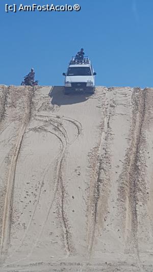 [P18] 4x4 pe dune » foto by gabivoicu
 - 
<span class="allrVoted glyphicon glyphicon-heart hidden" id="av1273821"></span>
<a class="m-l-10 hidden" id="sv1273821" onclick="voting_Foto_DelVot(,1273821,2617)" role="button">șterge vot <span class="glyphicon glyphicon-remove"></span></a>
<a id="v91273821" class=" c-red"  onclick="voting_Foto_SetVot(1273821)" role="button"><span class="glyphicon glyphicon-heart-empty"></span> <b>LIKE</b> = Votează poza</a> <img class="hidden"  id="f1273821W9" src="/imagini/loader.gif" border="0" /><span class="AjErrMes hidden" id="e1273821ErM"></span>