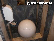 [P06] O toaleta care arata bine dar miroase ingrozitor » foto by ovi2stanciu
 - 
<span class="allrVoted glyphicon glyphicon-heart hidden" id="av10551"></span>
<a class="m-l-10 hidden" id="sv10551" onclick="voting_Foto_DelVot(,10551,2633)" role="button">șterge vot <span class="glyphicon glyphicon-remove"></span></a>
<a id="v910551" class=" c-red"  onclick="voting_Foto_SetVot(10551)" role="button"><span class="glyphicon glyphicon-heart-empty"></span> <b>LIKE</b> = Votează poza</a> <img class="hidden"  id="f10551W9" src="/imagini/loader.gif" border="0" /><span class="AjErrMes hidden" id="e10551ErM"></span>