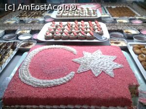 [P06] Tort cu steagul Turciei » foto by dianamea
 - 
<span class="allrVoted glyphicon glyphicon-heart hidden" id="av786027"></span>
<a class="m-l-10 hidden" id="sv786027" onclick="voting_Foto_DelVot(,786027,2642)" role="button">șterge vot <span class="glyphicon glyphicon-remove"></span></a>
<a id="v9786027" class=" c-red"  onclick="voting_Foto_SetVot(786027)" role="button"><span class="glyphicon glyphicon-heart-empty"></span> <b>LIKE</b> = Votează poza</a> <img class="hidden"  id="f786027W9" src="/imagini/loader.gif" border="0" /><span class="AjErrMes hidden" id="e786027ErM"></span>