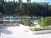 [P35] piscina vazuta de pe treptele restaurantului principal » foto by hlli
 - 
<span class="allrVoted glyphicon glyphicon-heart hidden" id="av321491"></span>
<a class="m-l-10 hidden" id="sv321491" onclick="voting_Foto_DelVot(,321491,2659)" role="button">șterge vot <span class="glyphicon glyphicon-remove"></span></a>
<a id="v9321491" class=" c-red"  onclick="voting_Foto_SetVot(321491)" role="button"><span class="glyphicon glyphicon-heart-empty"></span> <b>LIKE</b> = Votează poza</a> <img class="hidden"  id="f321491W9" src="/imagini/loader.gif" border="0" /><span class="AjErrMes hidden" id="e321491ErM"></span>