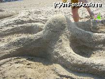 [P32] Dupa cum se poate vedea, nisipul foarte fin al plajei din Obzor poate imbraca orice forma...... » foto by magdalena
 - 
<span class="allrVoted glyphicon glyphicon-heart hidden" id="av40241"></span>
<a class="m-l-10 hidden" id="sv40241" onclick="voting_Foto_DelVot(,40241,2666)" role="button">șterge vot <span class="glyphicon glyphicon-remove"></span></a>
<a id="v940241" class=" c-red"  onclick="voting_Foto_SetVot(40241)" role="button"><span class="glyphicon glyphicon-heart-empty"></span> <b>LIKE</b> = Votează poza</a> <img class="hidden"  id="f40241W9" src="/imagini/loader.gif" border="0" /><span class="AjErrMes hidden" id="e40241ErM"></span>