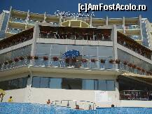 [P03] [vedere de pe sezlong] -pe rand , de jos in sus: piscina exterioara , mini clubul , piscina interioara , restaurantul, camerele » foto by Aarriinnaa
 - 
<span class="allrVoted glyphicon glyphicon-heart hidden" id="av108802"></span>
<a class="m-l-10 hidden" id="sv108802" onclick="voting_Foto_DelVot(,108802,2682)" role="button">șterge vot <span class="glyphicon glyphicon-remove"></span></a>
<a id="v9108802" class=" c-red"  onclick="voting_Foto_SetVot(108802)" role="button"><span class="glyphicon glyphicon-heart-empty"></span> <b>LIKE</b> = Votează poza</a> <img class="hidden"  id="f108802W9" src="/imagini/loader.gif" border="0" /><span class="AjErrMes hidden" id="e108802ErM"></span>