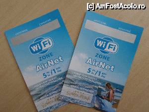 [P05] cartela pentru wi-fi, se razuie sus si e valabila 24 ore, 5 lv » foto by sniga
 - 
<span class="allrVoted glyphicon glyphicon-heart hidden" id="av506196"></span>
<a class="m-l-10 hidden" id="sv506196" onclick="voting_Foto_DelVot(,506196,2682)" role="button">șterge vot <span class="glyphicon glyphicon-remove"></span></a>
<a id="v9506196" class=" c-red"  onclick="voting_Foto_SetVot(506196)" role="button"><span class="glyphicon glyphicon-heart-empty"></span> <b>LIKE</b> = Votează poza</a> <img class="hidden"  id="f506196W9" src="/imagini/loader.gif" border="0" /><span class="AjErrMes hidden" id="e506196ErM"></span>