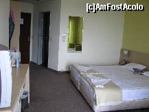[P03] Camera Park Hotel Golden Beach. Foarte mare si frumoasa. » foto by adynutza26
 - 
<span class="allrVoted glyphicon glyphicon-heart hidden" id="av126544"></span>
<a class="m-l-10 hidden" id="sv126544" onclick="voting_Foto_DelVot(,126544,2682)" role="button">șterge vot <span class="glyphicon glyphicon-remove"></span></a>
<a id="v9126544" class=" c-red"  onclick="voting_Foto_SetVot(126544)" role="button"><span class="glyphicon glyphicon-heart-empty"></span> <b>LIKE</b> = Votează poza</a> <img class="hidden"  id="f126544W9" src="/imagini/loader.gif" border="0" /><span class="AjErrMes hidden" id="e126544ErM"></span>