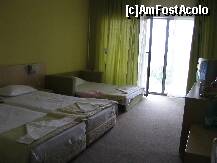 [P04] Camera dubla din Park Hotel Golden Beach cu cele 3 paturi-al treilea este canapea pentru copil. » foto by adynutza26
 - 
<span class="allrVoted glyphicon glyphicon-heart hidden" id="av126545"></span>
<a class="m-l-10 hidden" id="sv126545" onclick="voting_Foto_DelVot(,126545,2682)" role="button">șterge vot <span class="glyphicon glyphicon-remove"></span></a>
<a id="v9126545" class=" c-red"  onclick="voting_Foto_SetVot(126545)" role="button"><span class="glyphicon glyphicon-heart-empty"></span> <b>LIKE</b> = Votează poza</a> <img class="hidden"  id="f126545W9" src="/imagini/loader.gif" border="0" /><span class="AjErrMes hidden" id="e126545ErM"></span>