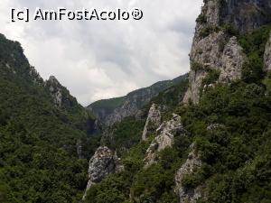 [P37] MUNTELE OLIMP CASCADA LUI ZEUS » foto by costyy †
 - 
<span class="allrVoted glyphicon glyphicon-heart hidden" id="av1081921"></span>
<a class="m-l-10 hidden" id="sv1081921" onclick="voting_Foto_DelVot(,1081921,2686)" role="button">șterge vot <span class="glyphicon glyphicon-remove"></span></a>
<a id="v91081921" class=" c-red"  onclick="voting_Foto_SetVot(1081921)" role="button"><span class="glyphicon glyphicon-heart-empty"></span> <b>LIKE</b> = Votează poza</a> <img class="hidden"  id="f1081921W9" src="/imagini/loader.gif" border="0" /><span class="AjErrMes hidden" id="e1081921ErM"></span>