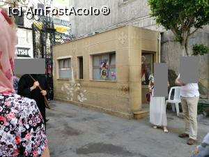 [P12] Catedrala copta din Alexandria - poarta de intrare in curte (urmele exploziei din 9 aprilie vizibile pe perete) » foto by calator2000
 - 
<span class="allrVoted glyphicon glyphicon-heart hidden" id="av856377"></span>
<a class="m-l-10 hidden" id="sv856377" onclick="voting_Foto_DelVot(,856377,2711)" role="button">șterge vot <span class="glyphicon glyphicon-remove"></span></a>
<a id="v9856377" class=" c-red"  onclick="voting_Foto_SetVot(856377)" role="button"><span class="glyphicon glyphicon-heart-empty"></span> <b>LIKE</b> = Votează poza</a> <img class="hidden"  id="f856377W9" src="/imagini/loader.gif" border="0" /><span class="AjErrMes hidden" id="e856377ErM"></span>