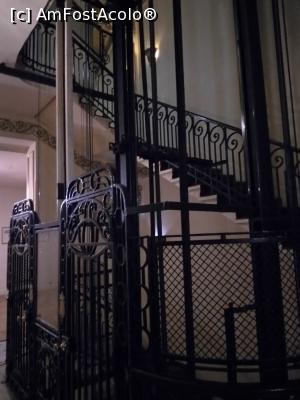 [P03] Windsor Palace Hotel, Alexandria - casa liftului » foto by calator2000
 - 
<span class="allrVoted glyphicon glyphicon-heart hidden" id="av856317"></span>
<a class="m-l-10 hidden" id="sv856317" onclick="voting_Foto_DelVot(,856317,2711)" role="button">șterge vot <span class="glyphicon glyphicon-remove"></span></a>
<a id="v9856317" class=" c-red"  onclick="voting_Foto_SetVot(856317)" role="button"><span class="glyphicon glyphicon-heart-empty"></span> <b>LIKE</b> = Votează poza</a> <img class="hidden"  id="f856317W9" src="/imagini/loader.gif" border="0" /><span class="AjErrMes hidden" id="e856317ErM"></span>
