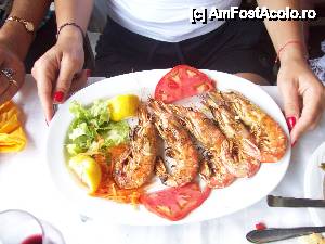 [P01] creveti la gratar- un deliciu...  » foto by crina_irinel
 - 
<span class="allrVoted glyphicon glyphicon-heart hidden" id="av464432"></span>
<a class="m-l-10 hidden" id="sv464432" onclick="voting_Foto_DelVot(,464432,2731)" role="button">șterge vot <span class="glyphicon glyphicon-remove"></span></a>
<a id="v9464432" class=" c-red"  onclick="voting_Foto_SetVot(464432)" role="button"><span class="glyphicon glyphicon-heart-empty"></span> <b>LIKE</b> = Votează poza</a> <img class="hidden"  id="f464432W9" src="/imagini/loader.gif" border="0" /><span class="AjErrMes hidden" id="e464432ErM"></span>